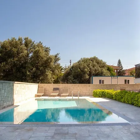 Flat With Shared Pool Close To The Beach In Appartement *
